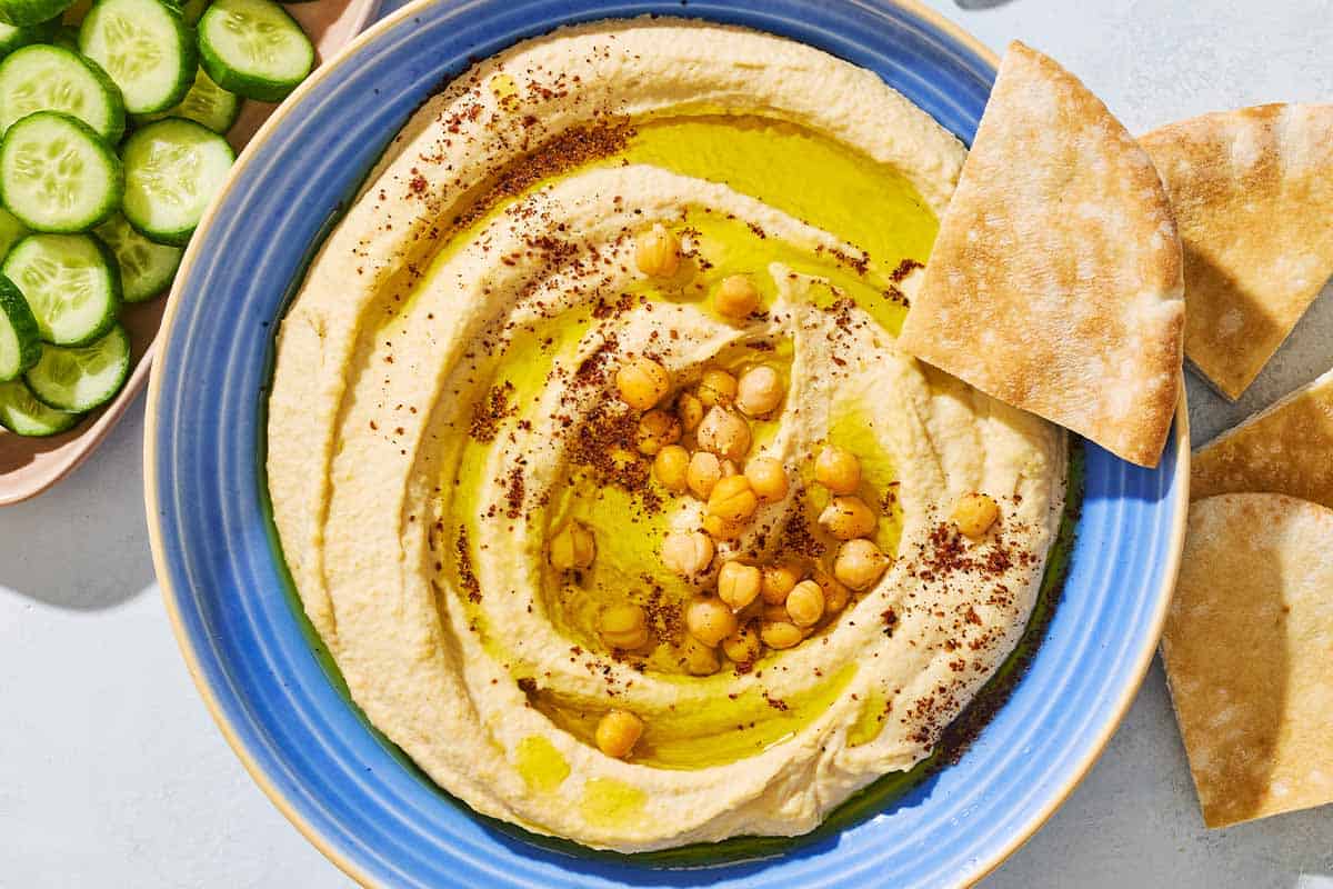 Your Guide to Easy Hummus: Simple Ingredients, Amazing Versatility